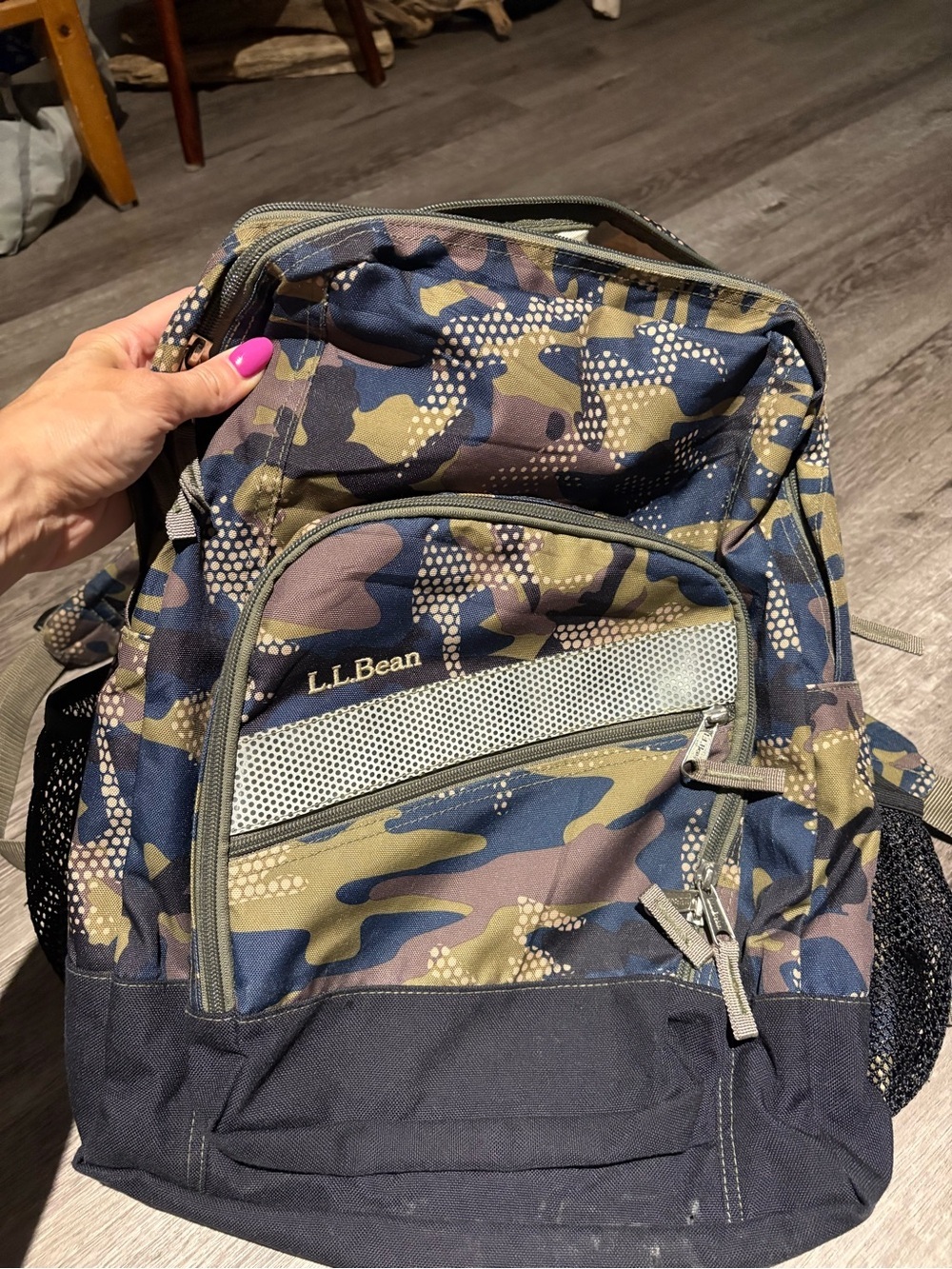 L.L.Bean Deluxe Book Pack®, 37L - Picture 7 of 9